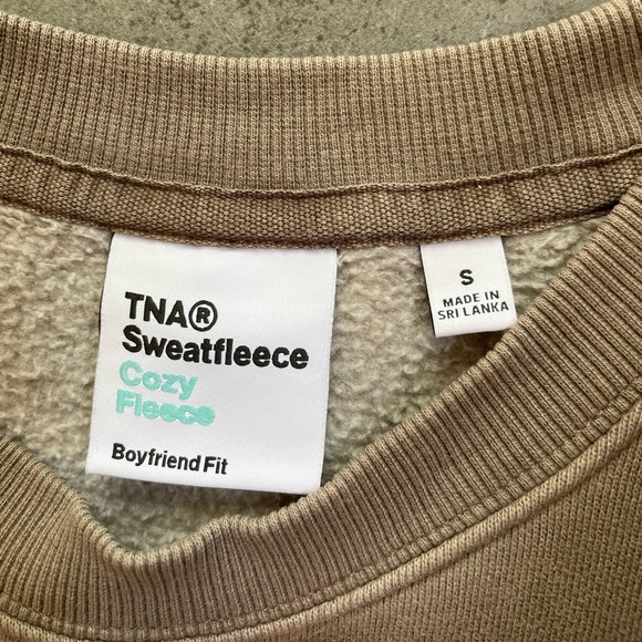 TNA cozy boyfriend sweatshirt - Picture 4 of 5
